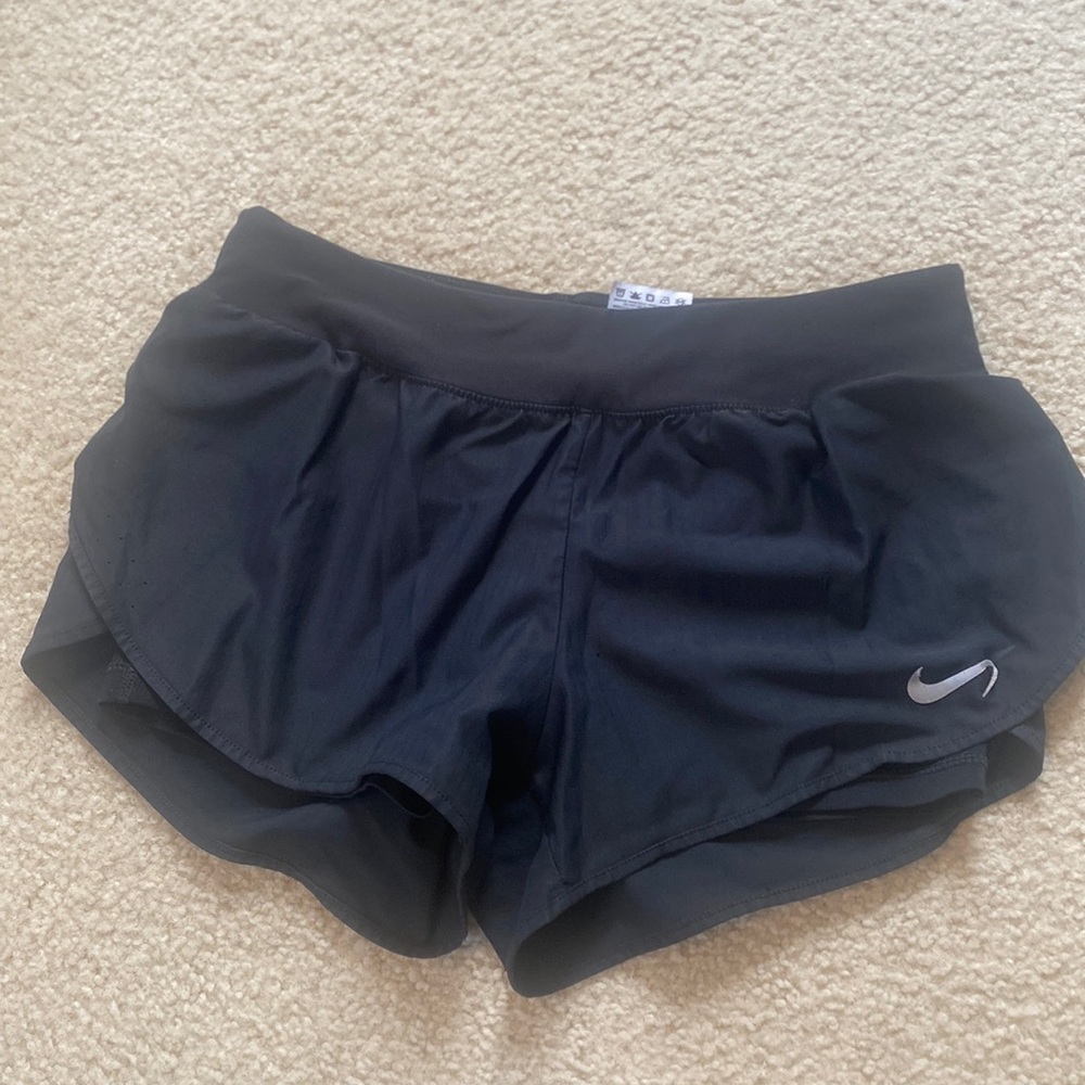Black Nike shorts
